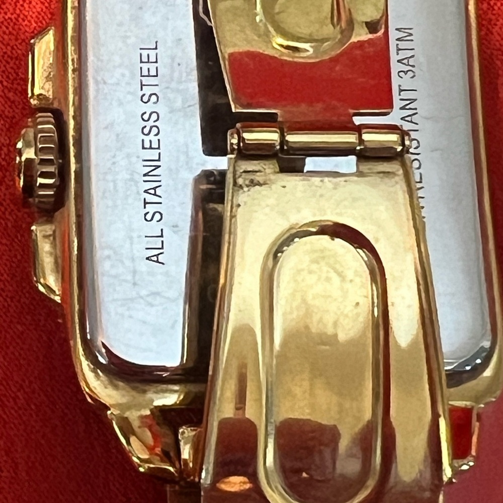 Ladies Coach Gold Watch - Picture 3 of 8